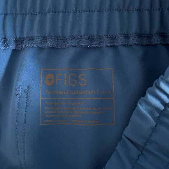 Figs High Waisted Yola scrub Bottoms - Picture 2 of 2